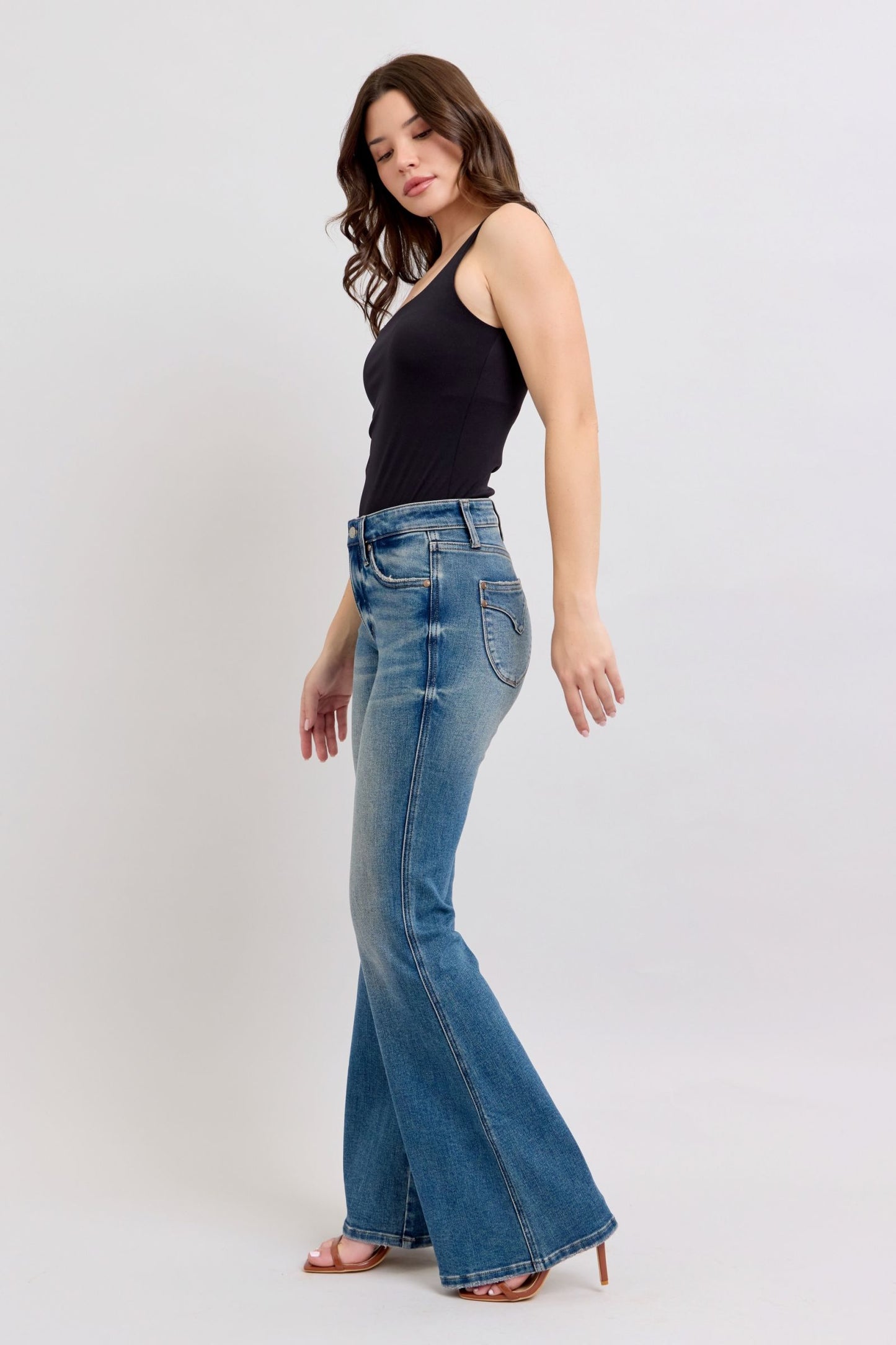 Judy Blue MR Tummy Control Vintage Wash Jeans - Jsopretty.com